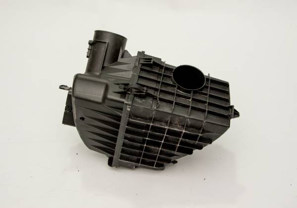 FORD TRANSİT 300 L-M-S-SF ÇIKMA PARÇA  2015 HAVA FİLİTRE KUTUSU